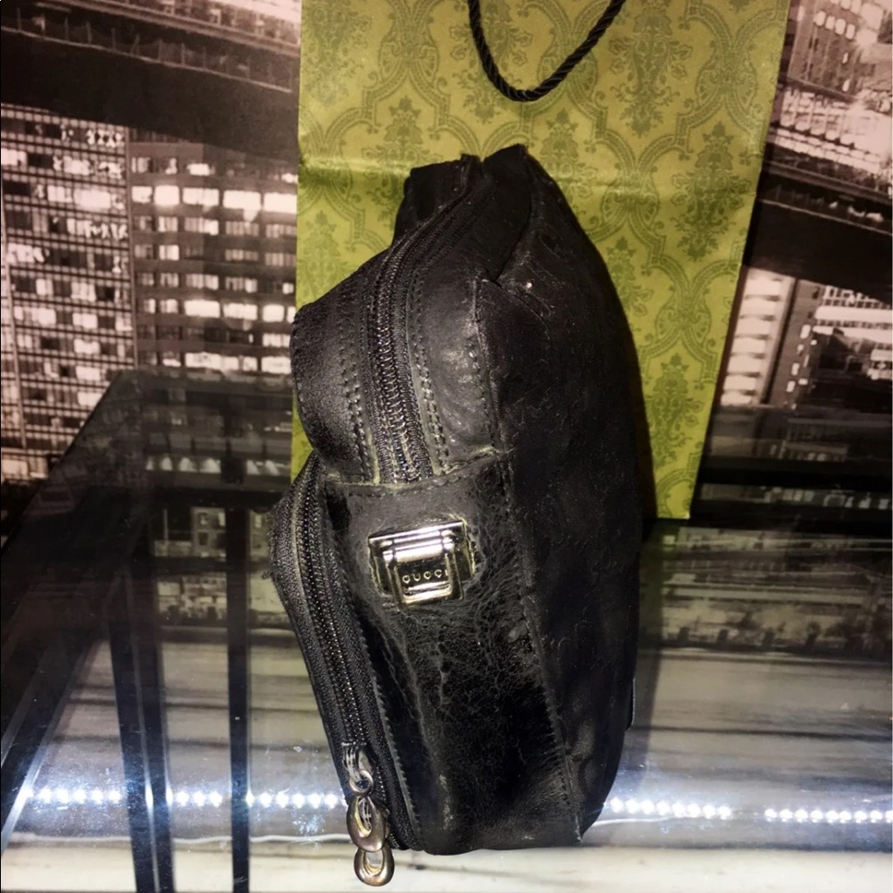 Authentic Gucci GG Canvas Shoulder Bag - Picture 5 of 13